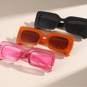 Set of 3 retro color sunglasses